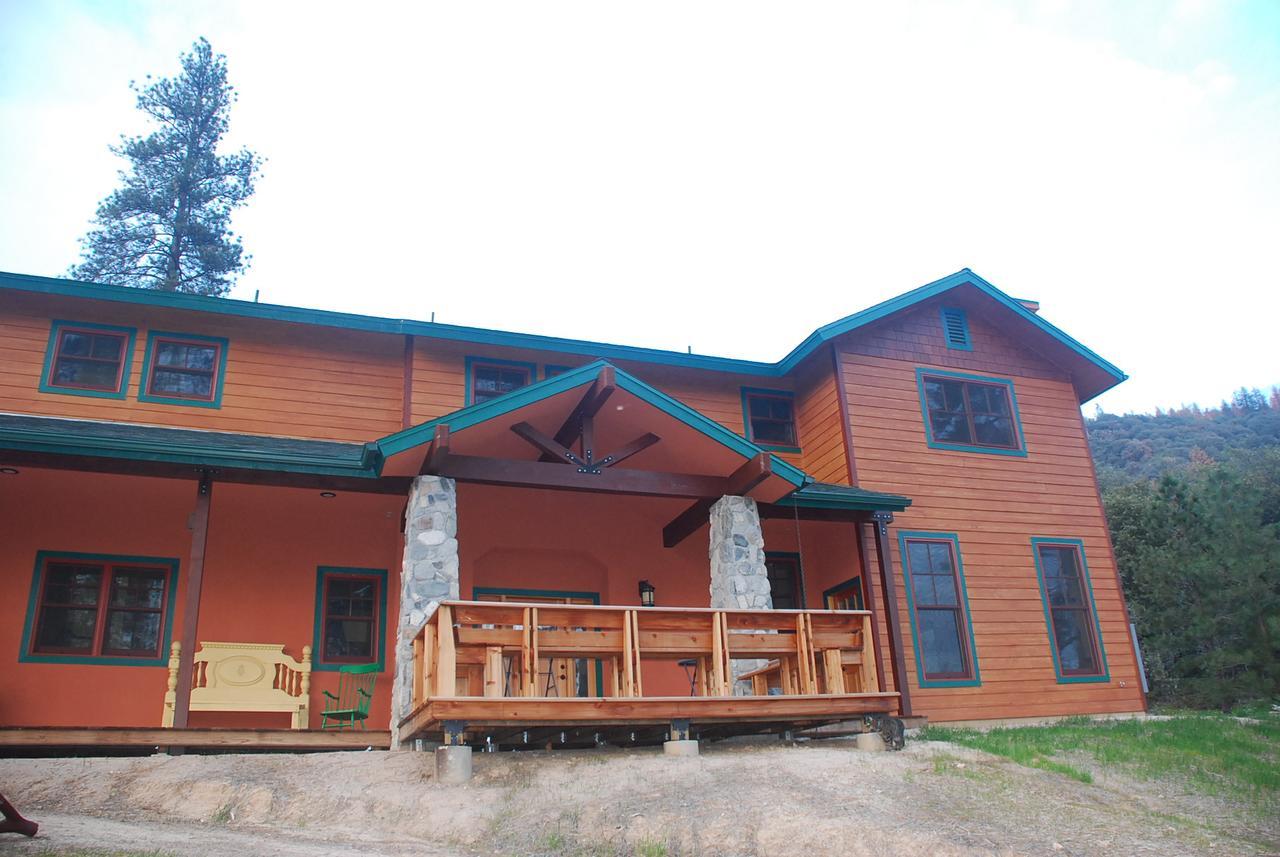 Sierra Trails Inn Mariposa Buitenkant foto